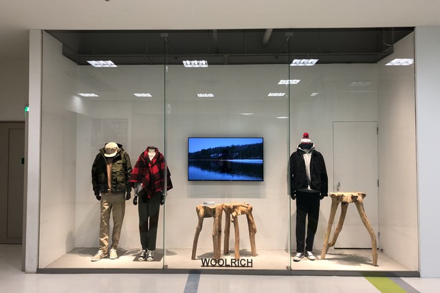 WOOLRICH  サッポロファクトリー店